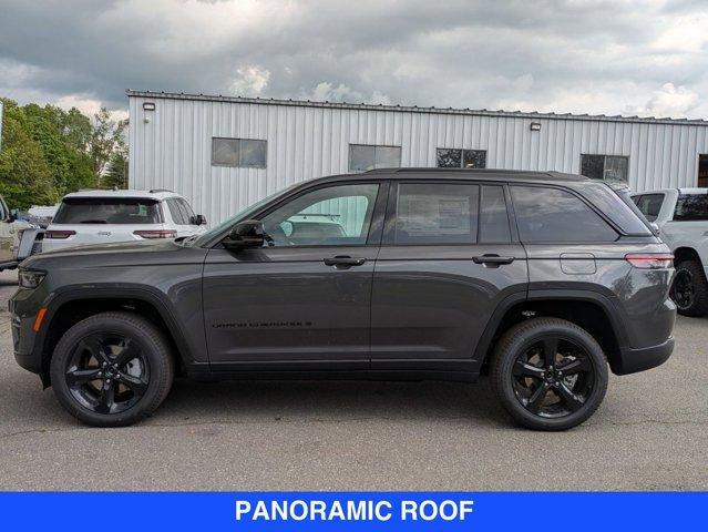 new 2025 Jeep Grand Cherokee car, priced at $52,735