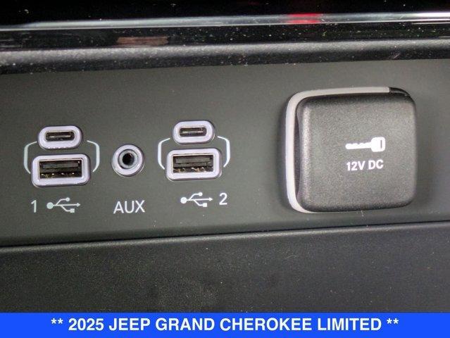 new 2025 Jeep Grand Cherokee car, priced at $52,735