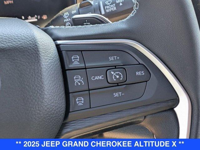 new 2025 Jeep Grand Cherokee car, priced at $48,375
