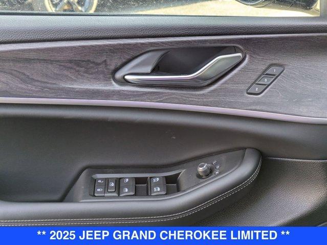 new 2025 Jeep Grand Cherokee car, priced at $46,066