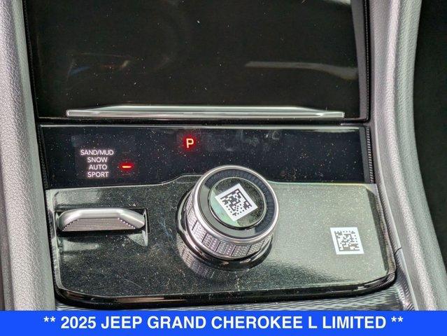 new 2025 Jeep Grand Cherokee L car, priced at $54,140