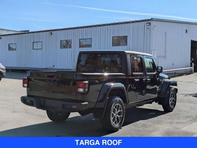 new 2024 Jeep Gladiator car, priced at $44,715