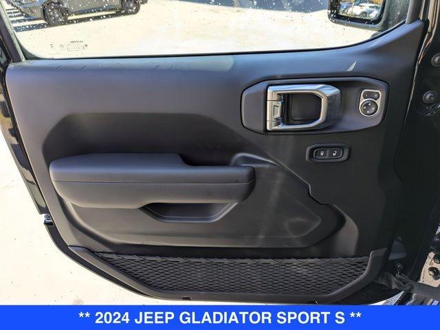 new 2024 Jeep Gladiator car, priced at $44,715