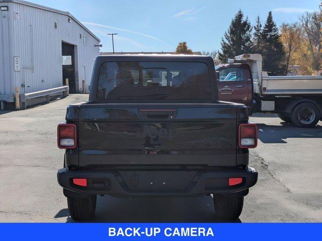 new 2024 Jeep Gladiator car, priced at $44,715