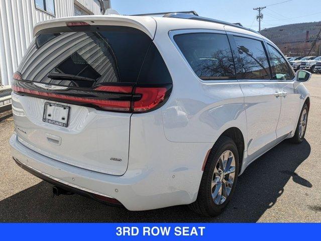 used 2021 Chrysler Pacifica car, priced at $33,317