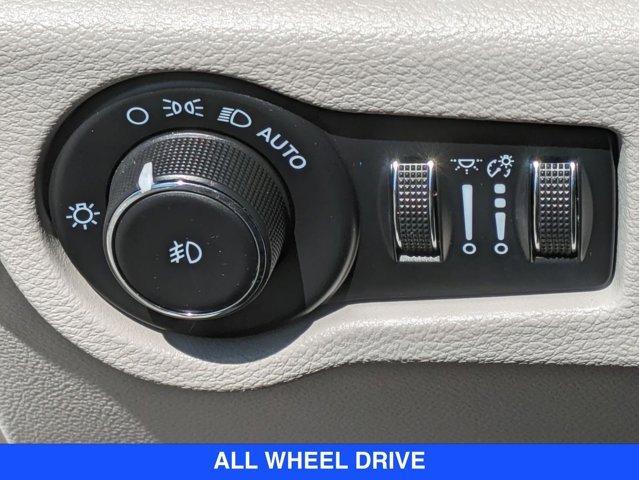 used 2021 Chrysler Pacifica car, priced at $33,317