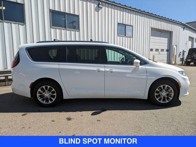 used 2021 Chrysler Pacifica car, priced at $33,317