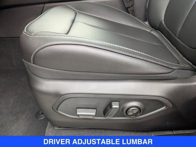 new 2025 Jeep Grand Cherokee car, priced at $49,625