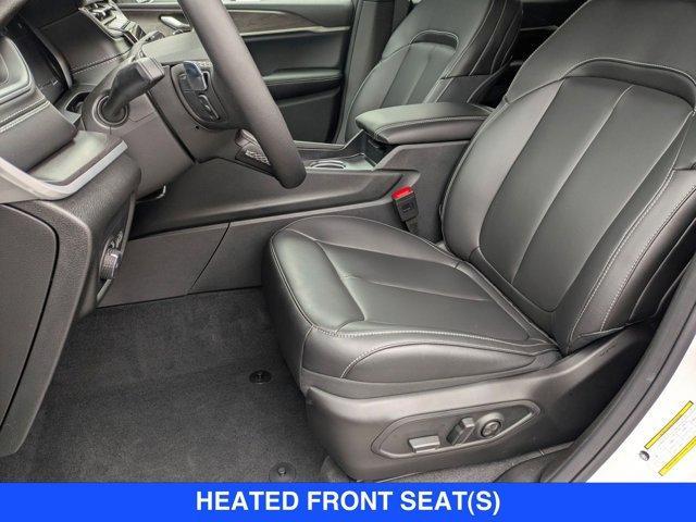 new 2025 Jeep Grand Cherokee car, priced at $49,625