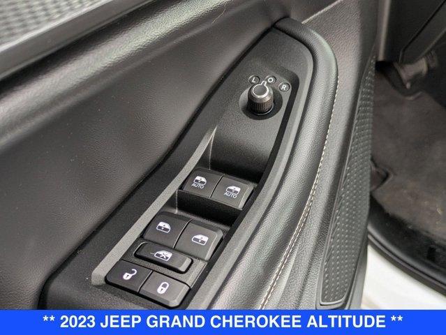 used 2023 Jeep Grand Cherokee car, priced at $33,317
