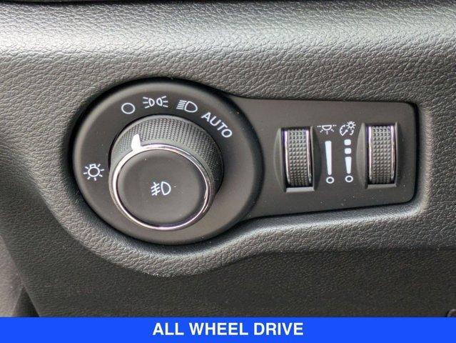 new 2025 Chrysler Pacifica car, priced at $47,935