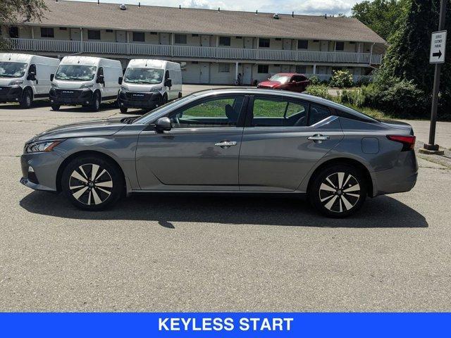 used 2022 Nissan Altima car, priced at $24,417