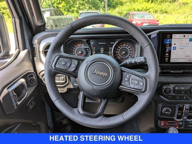 new 2025 Jeep Wrangler car, priced at $55,075