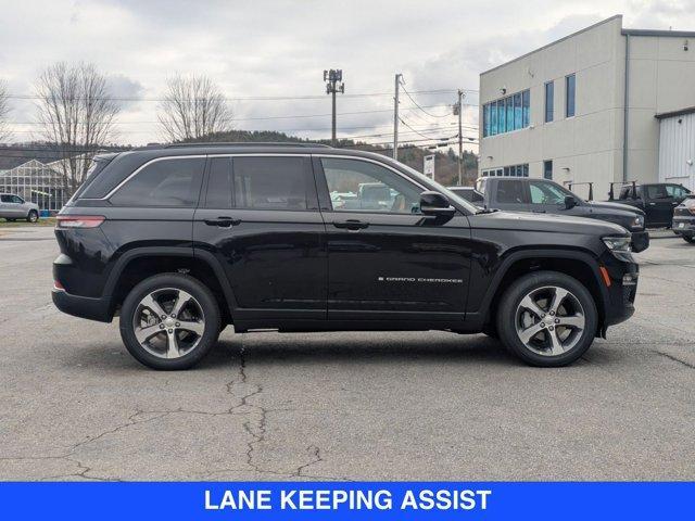new 2025 Jeep Grand Cherokee car, priced at $52,635