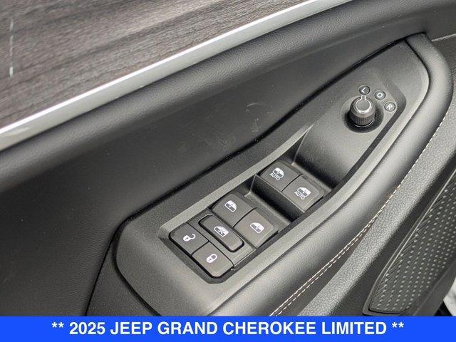 new 2025 Jeep Grand Cherokee car, priced at $52,635