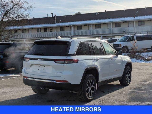 new 2025 Jeep Grand Cherokee car, priced at $45,557