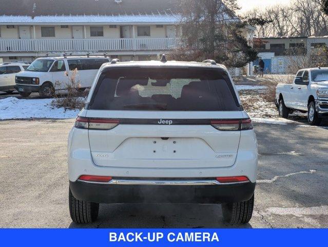 new 2025 Jeep Grand Cherokee car, priced at $45,557