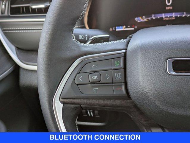 new 2025 Jeep Grand Cherokee car, priced at $45,557