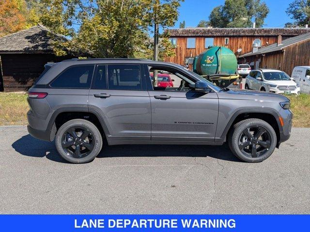 new 2025 Jeep Grand Cherokee car, priced at $48,375