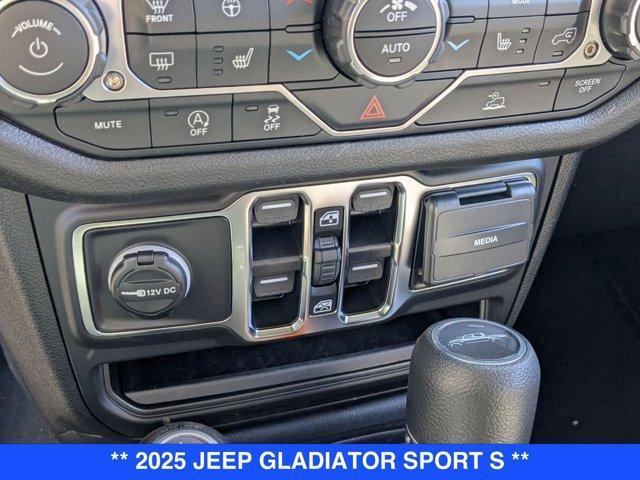 new 2025 Jeep Gladiator car, priced at $49,845