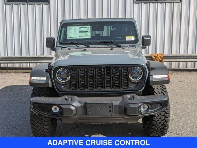 new 2025 Jeep Wrangler car, priced at $43,837