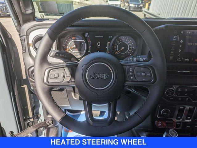 new 2025 Jeep Wrangler car, priced at $43,837