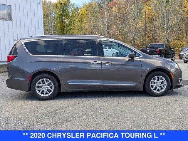 used 2020 Chrysler Pacifica car, priced at $18,217