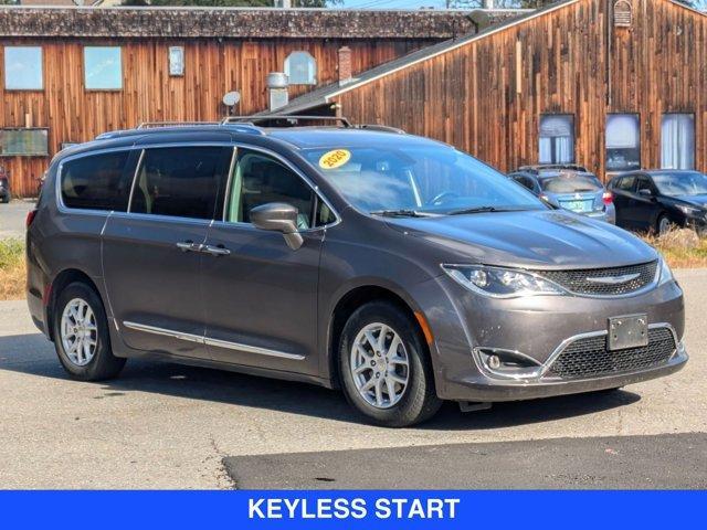 used 2020 Chrysler Pacifica car, priced at $18,217
