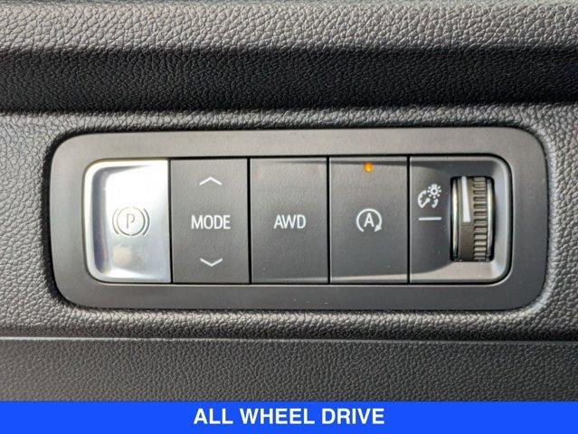 used 2024 Chevrolet Traverse car, priced at $41,917