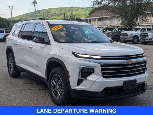 used 2024 Chevrolet Traverse car, priced at $41,917
