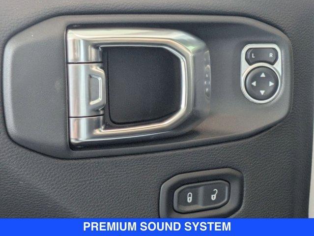 new 2025 Jeep Wrangler car, priced at $60,355