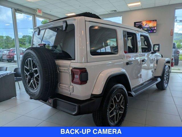 new 2025 Jeep Wrangler car, priced at $60,355