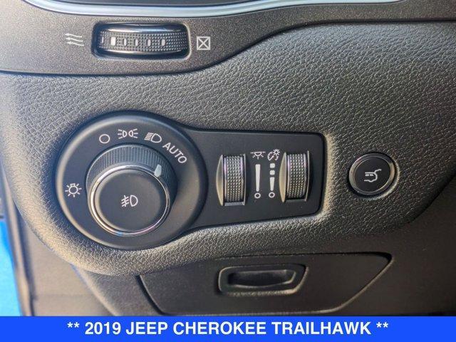 used 2019 Jeep Cherokee car, priced at $24,417