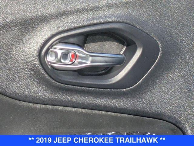 used 2019 Jeep Cherokee car, priced at $24,417