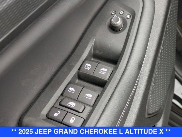 new 2025 Jeep Grand Cherokee L car, priced at $50,375