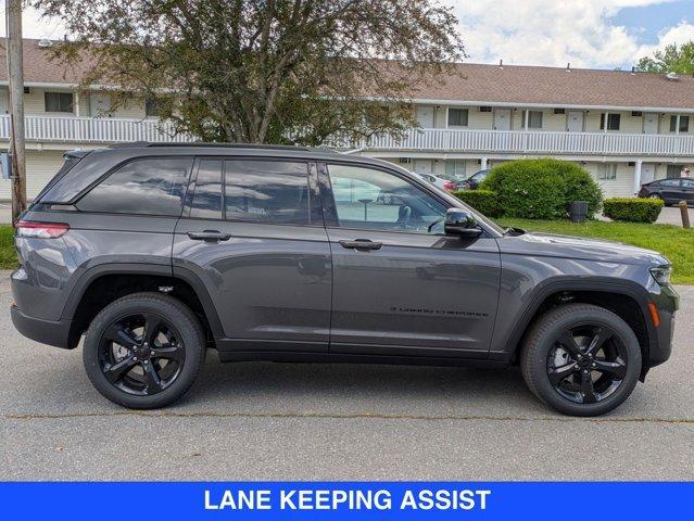 new 2025 Jeep Grand Cherokee car, priced at $52,735