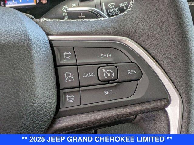 new 2025 Jeep Grand Cherokee car, priced at $52,735