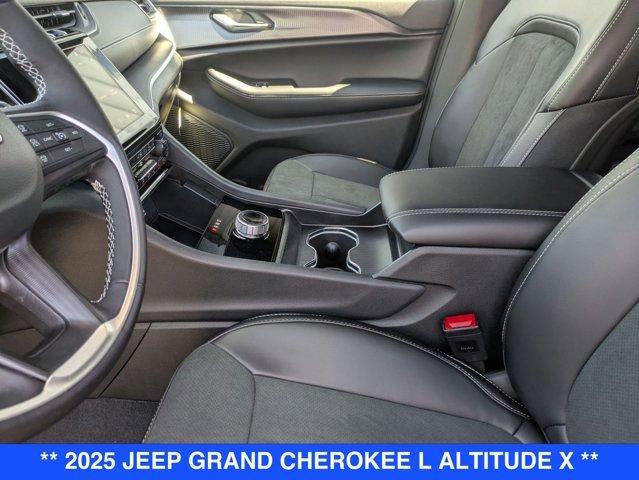new 2025 Jeep Grand Cherokee L car, priced at $50,375
