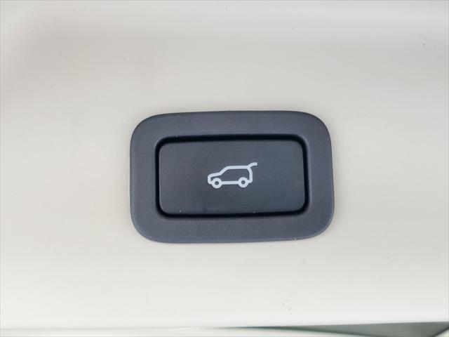 used 2020 Land Rover Range Rover car, priced at $34,999