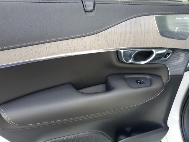 used 2022 Volvo XC90 car, priced at $31,900