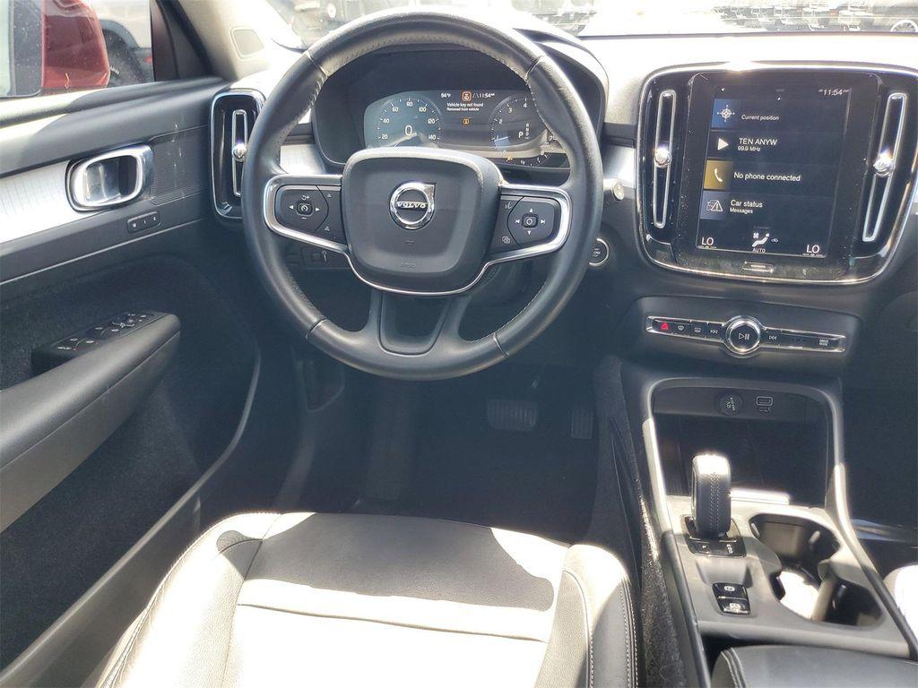 used 2019 Volvo XC40 car, priced at $18,900
