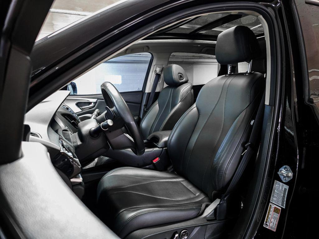 used 2023 Acura RDX car, priced at $28,500