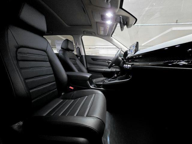 new 2025 Honda CR-V car, priced at $36,000