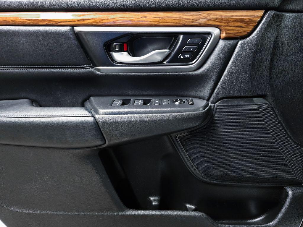 used 2020 Honda CR-V car, priced at $25,500