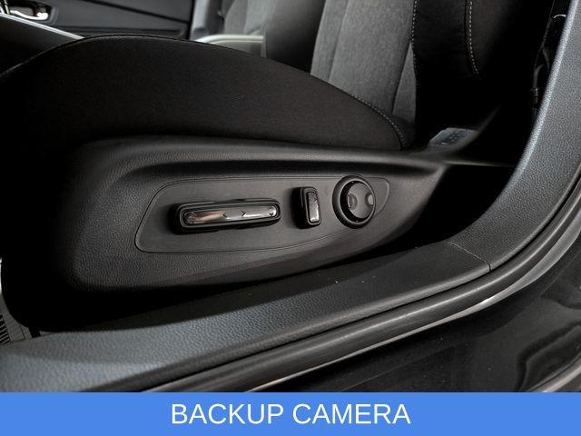 new 2025 Honda Accord car, priced at $30,319