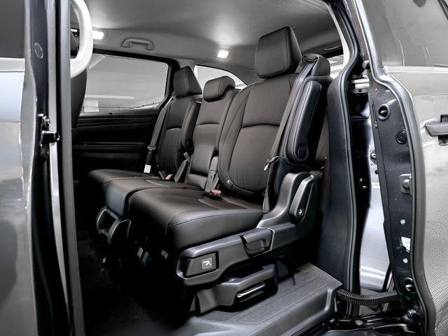 new 2026 Honda Odyssey car, priced at $43,655