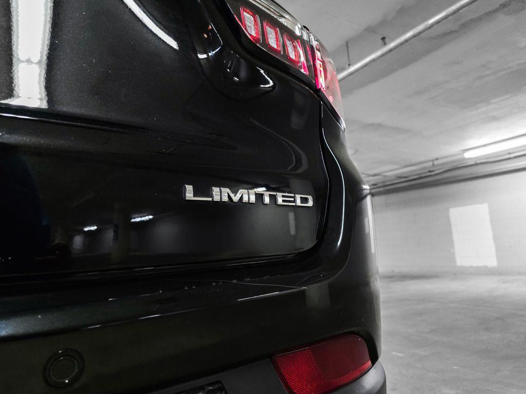 used 2022 Jeep Compass car, priced at $21,000