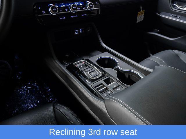 new 2025 Honda Pilot car, priced at $47,276