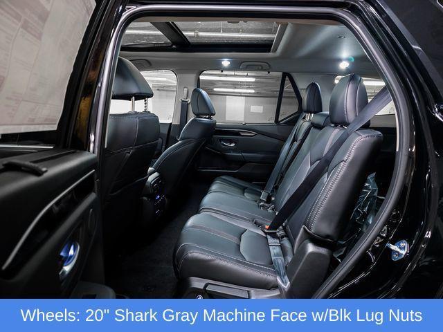 new 2025 Honda Pilot car, priced at $47,276