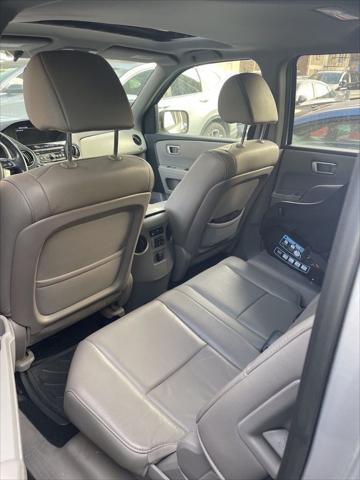 used 2015 Honda Pilot car, priced at $17,311